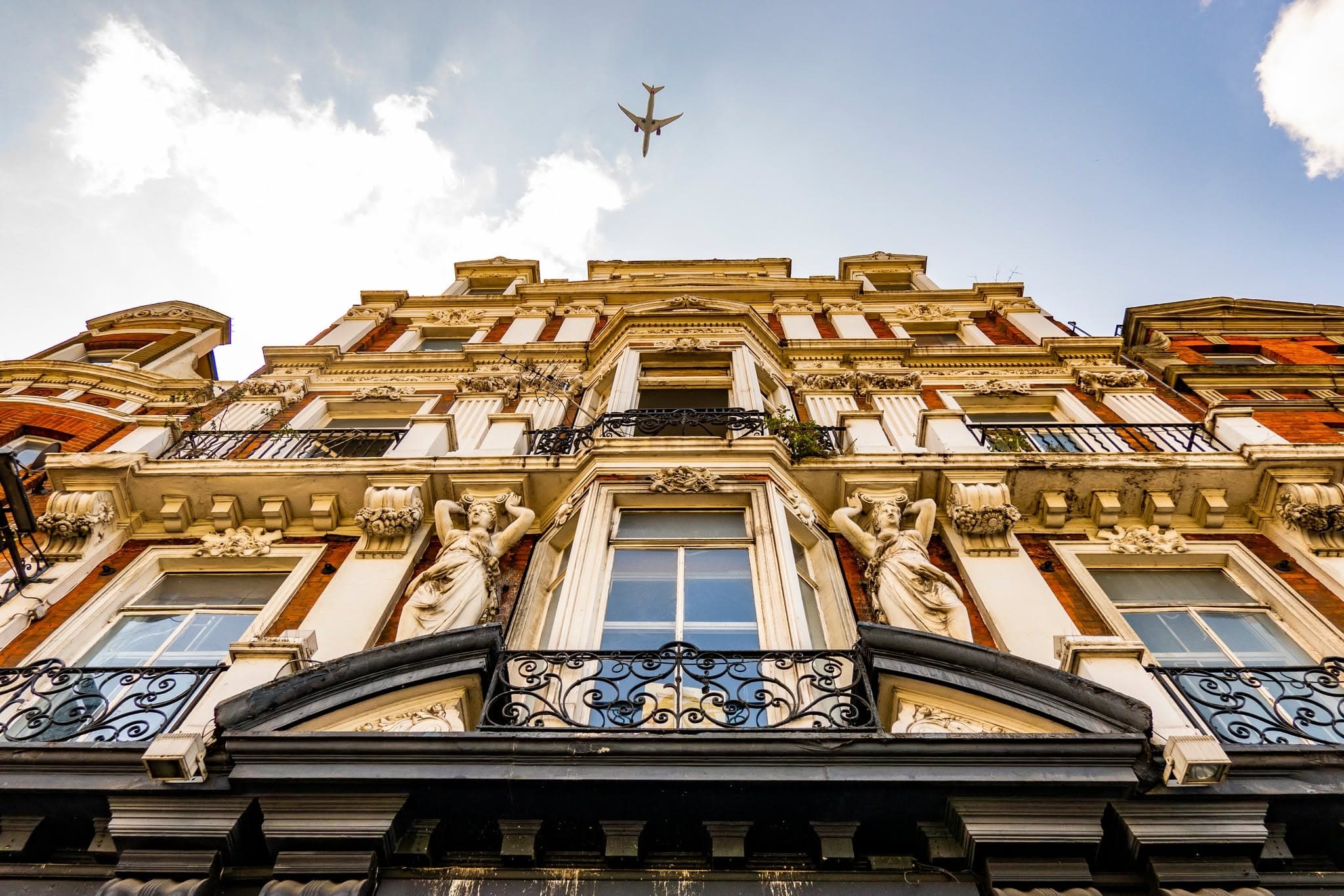 HISTORIC PUTNEY PUB SITE SOLD